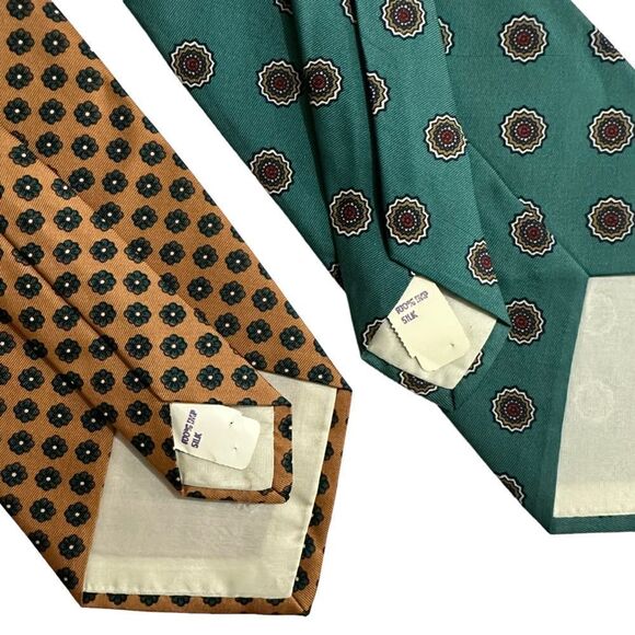 Two Vintage Green and Gold 100% Imperial Silk Neck Ties NWT - Picture 3 of 7